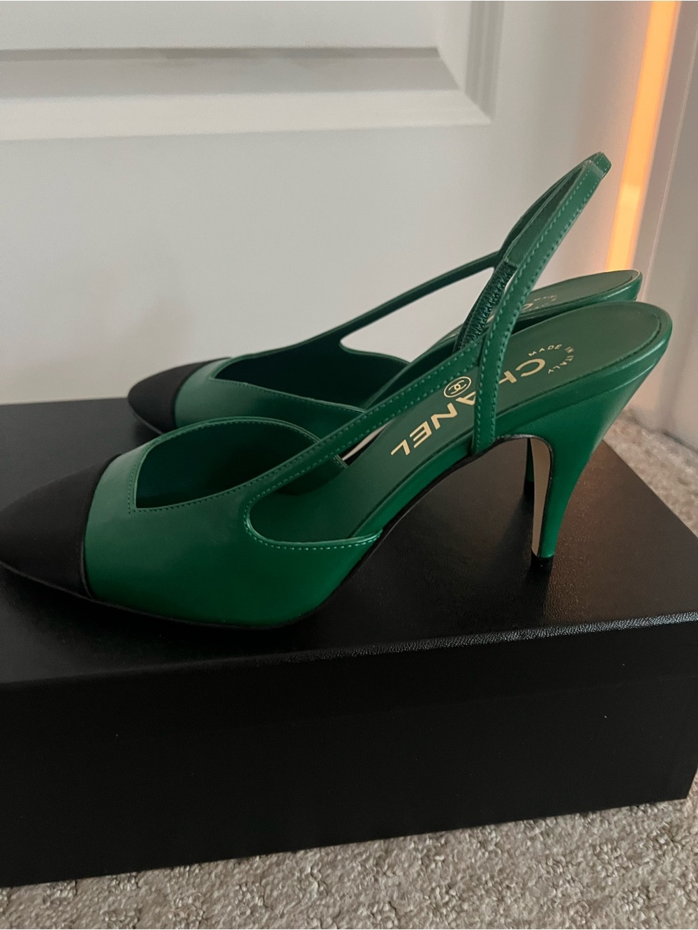 Chanel 26A size 36 C green black slingbacks - Picture 7 of 9